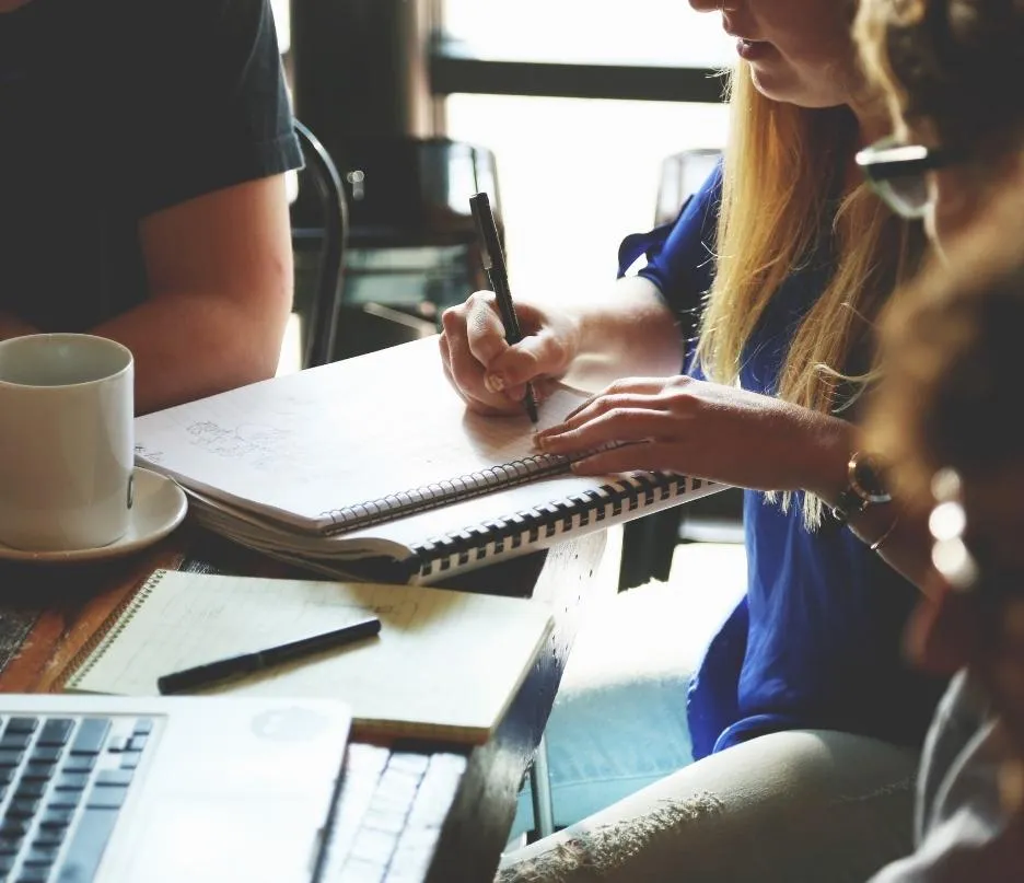 Kreatives Denken und technisches Know-How sichert Innovationen von Morgen hier bei uns.